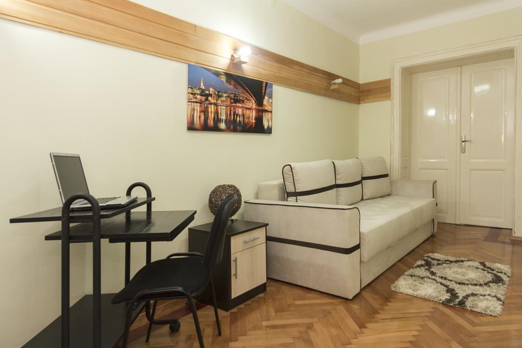 Bukoleon Apartment Belgrade Bilik gambar